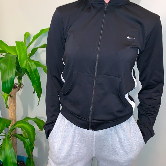 Nike Athletics zip-up - Picture 2 of 2